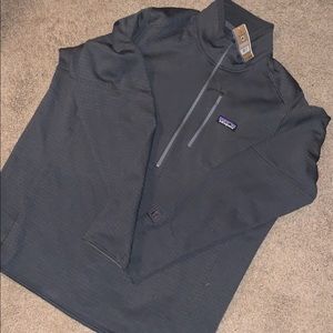 Men’s Patagonia R1 Sweater